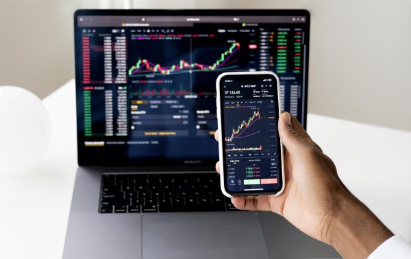 Гайд: Як завести гроші на рахунок Interactive Brokers через банківський переказ.